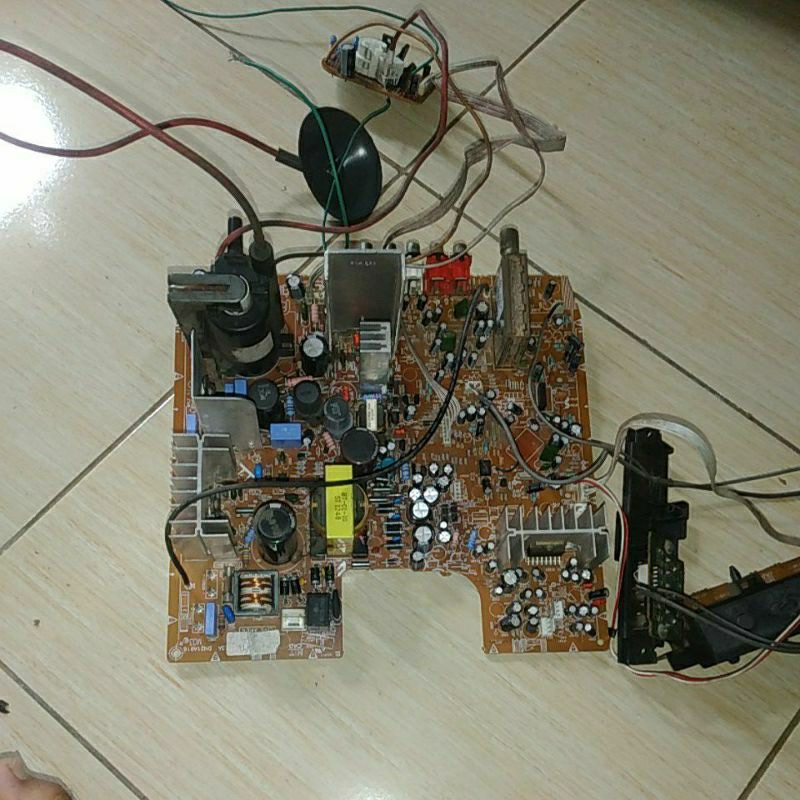 mesin tv tabung 29in slim crytaline plus subwoofer