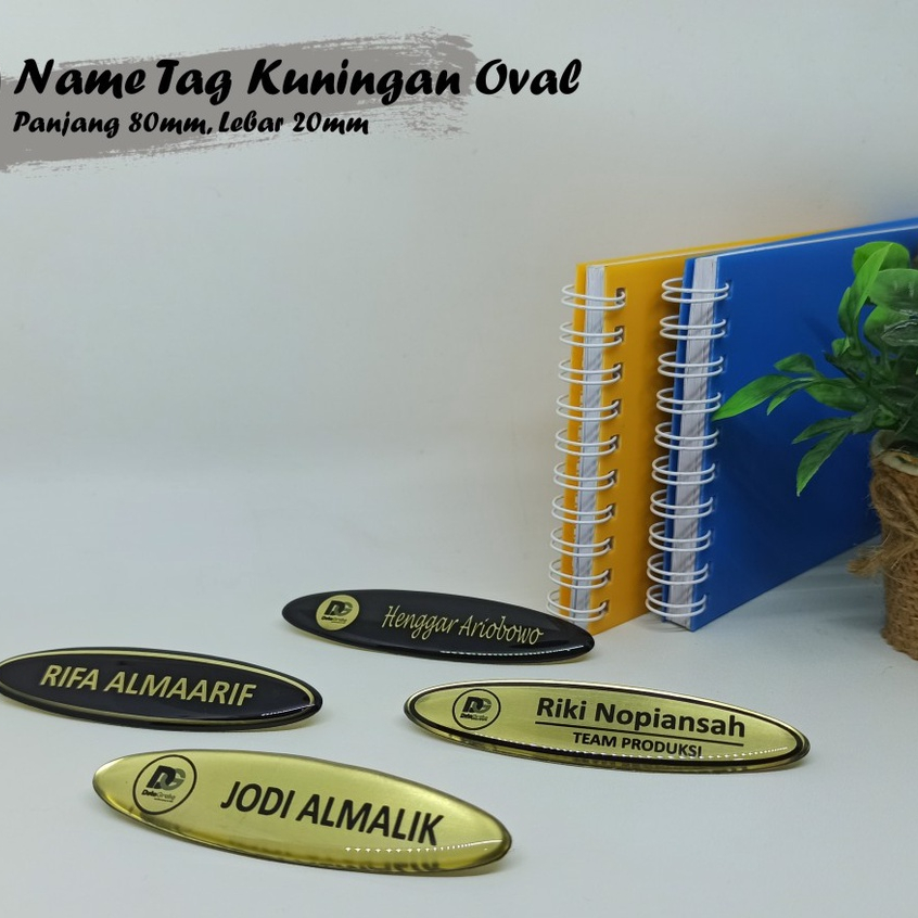 

[Custom] Name Tag Nama Dada Oval Kuningan Resin