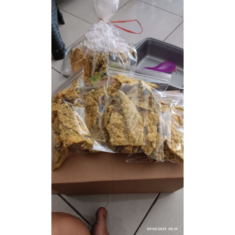 

kiripik bayam 1 kg