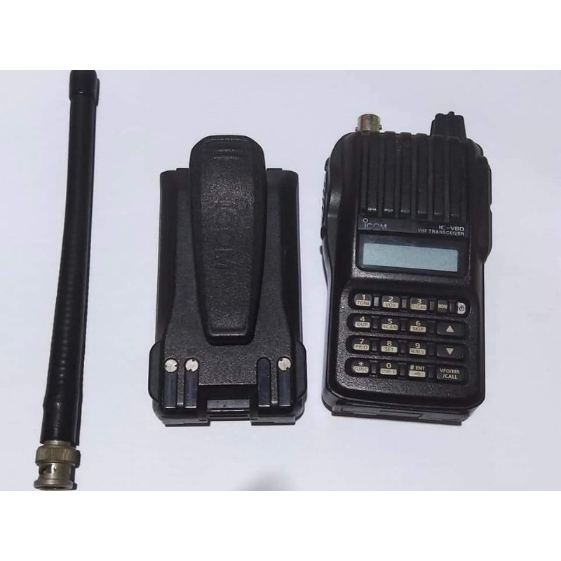 ICOM IC V80 HT ICOM IC V80 HANDIE TALKIE