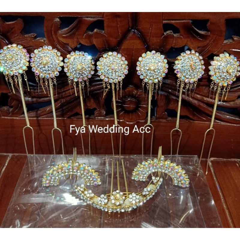 SET PERHIASAN SOLO PUTRI ( MENTUL & SIRKAM CENTUNG)