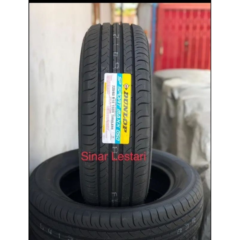 Ban Dunlop Sport Maxx 050 225 60 R18 100H Ban Mobil CRV, Xtrail Dll. DLP089