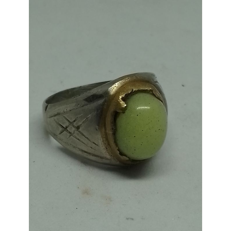 Cincin Batu Fosfor