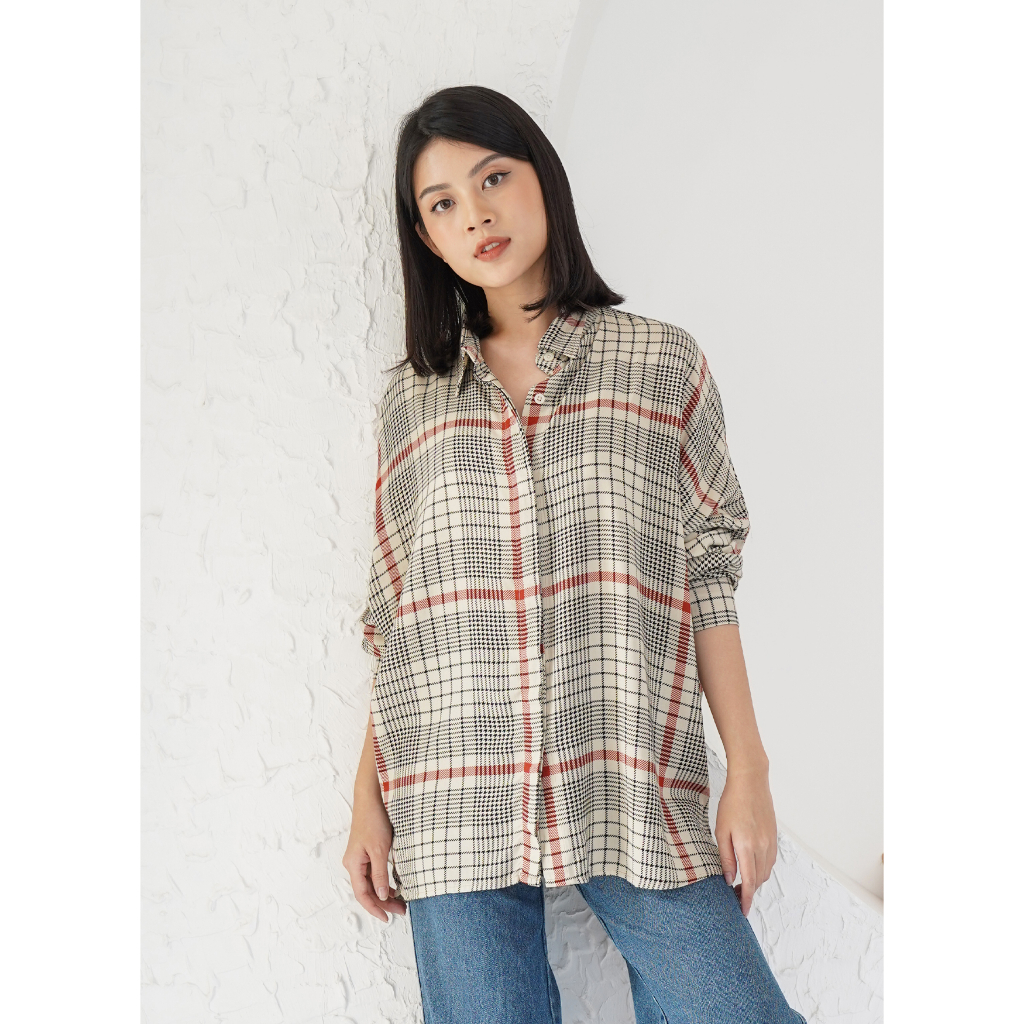 Ixora Selli Oversized Shirt - Kemeja Wanita Oversized Lengan Panjang