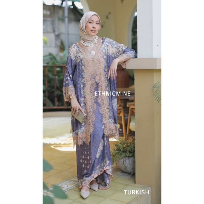 BTARI (all variants) outer batik viscose renda