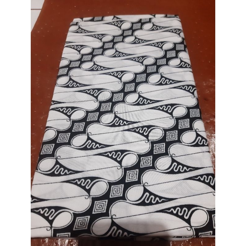 BATIK LERES BATIK SEWEK LERES PUTIH