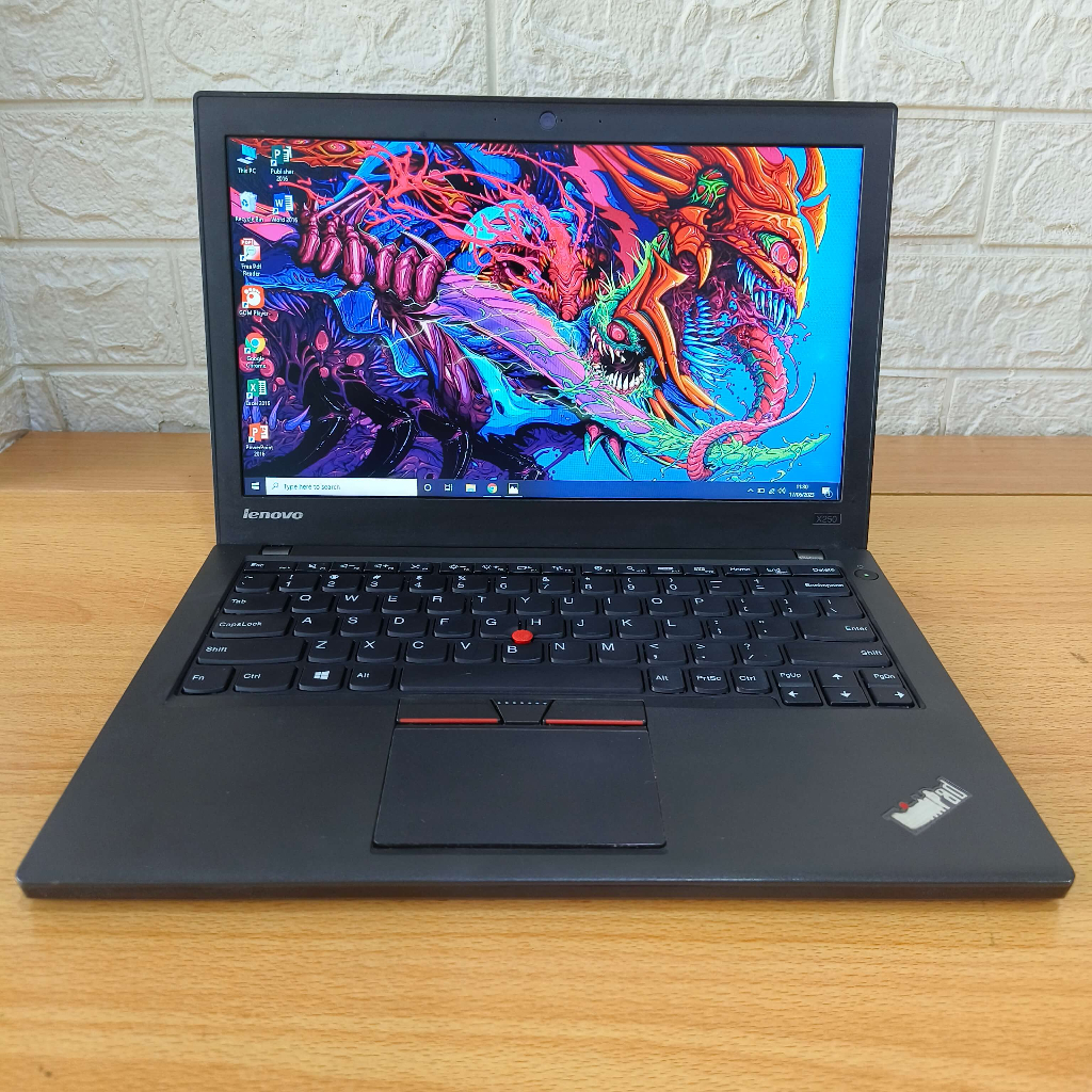 Laptop Lenovo ThinkPad X250 Core i5 Gen 5 RAM 4GB SSD 256GB Murah