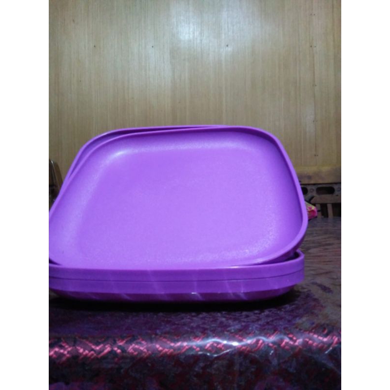 Piring Tupperware