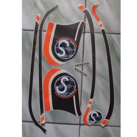 stiker striping honda scoopy 110 2021 putih cream