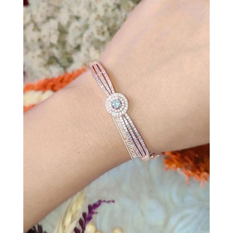 gelang vier cantik