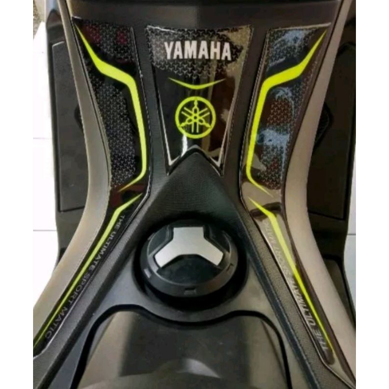 Tankpad Nmax OLD Tankpad Timbul Elastis Lis Hijau