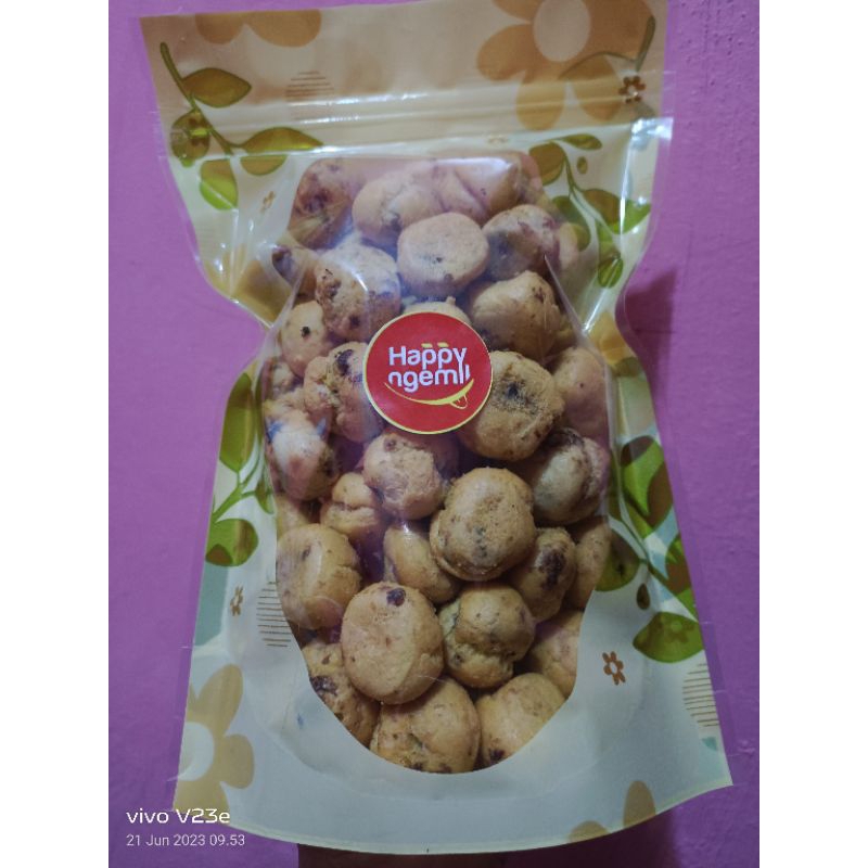 

Kue Soes Premium isi Coklat 200gr
