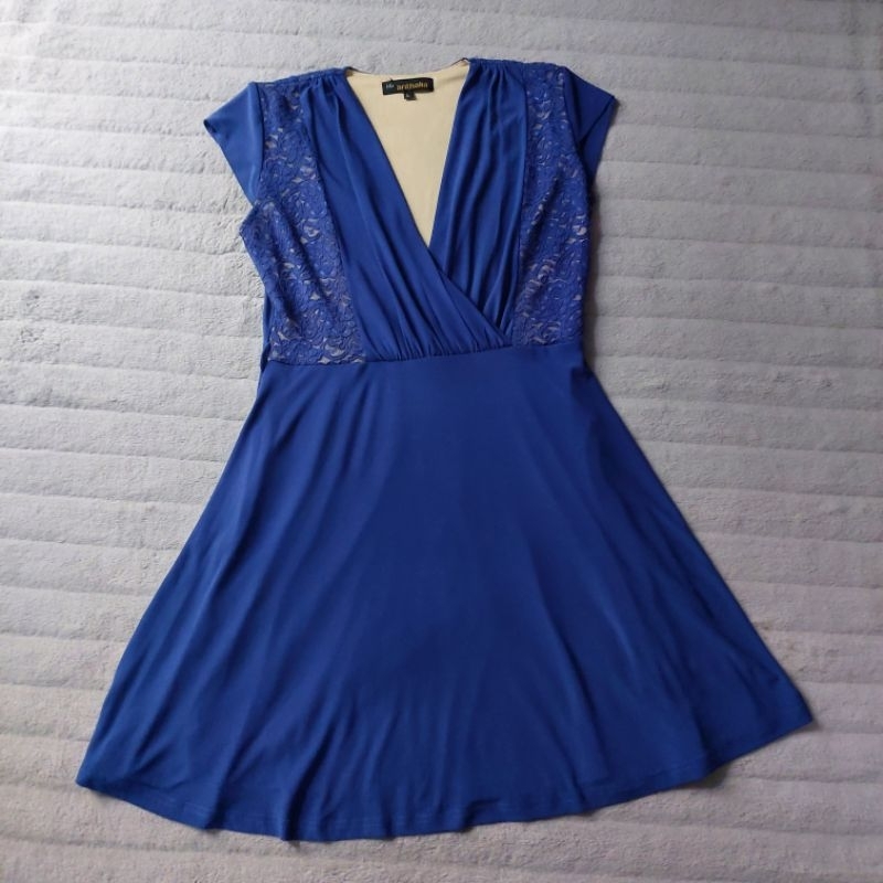 (Preloved) Dress Pesta wanita Renda Biru Navy Arithalia