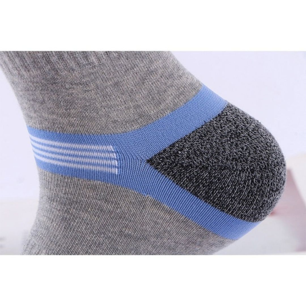 Kaos Kaki Olahraga Pria Quick Drying Breathable Men Socks 39-45 - WZ273