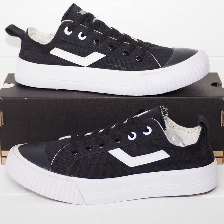 CONVERSE ALL STAR HIGH CHUCK TAYLOR II  ABU GREY SEPATU CONVERS ALLSTAR TINGGI SEPATUCONVERSE