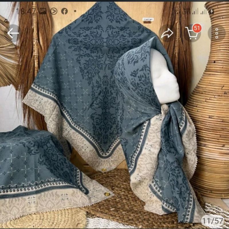 Segi Empat Motif Squera