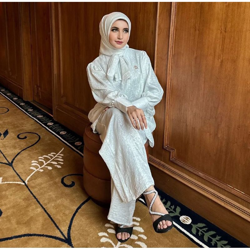 SETCEL SHIMMER SILK STELAN PITA JUMBO XXL BUSUI FRIENDLY PAULA MURAH GROSIR KERJA MEWAH