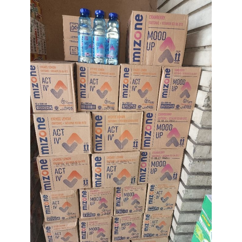 

mizone active botol 500 ml 1 dus isi 12