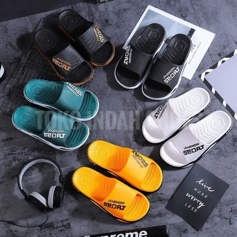 Sandal Pria Terbaru Sandal selop laki laki Import Sendal Cowok Anti slip Viral Sandal Karet Pria Nyaman Kekinian Sandal Cowok Lentur Empuk Sandal slip-on Trendy