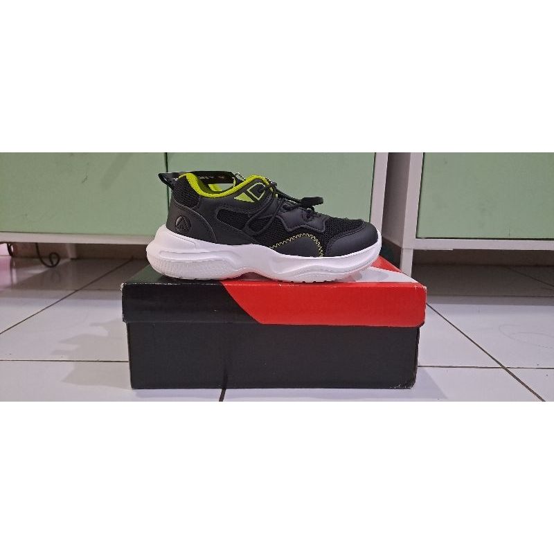 Airwalk Rolly Jr. ORIGINAL Sport Olahraga olah raga Murah Sale Hitam Putih Kuning Black White Yellow