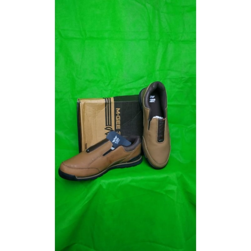 NEW Sepatu MGEE M-GEE Kulit Original Camel Selop Reject