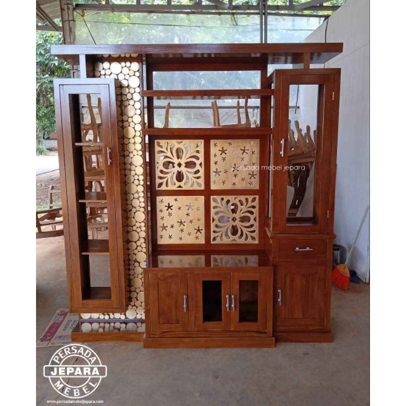 Partisi jati minimalis / Partisi ukir jepara / Partisi / Penyekat ruangan minimalis / Seletsel