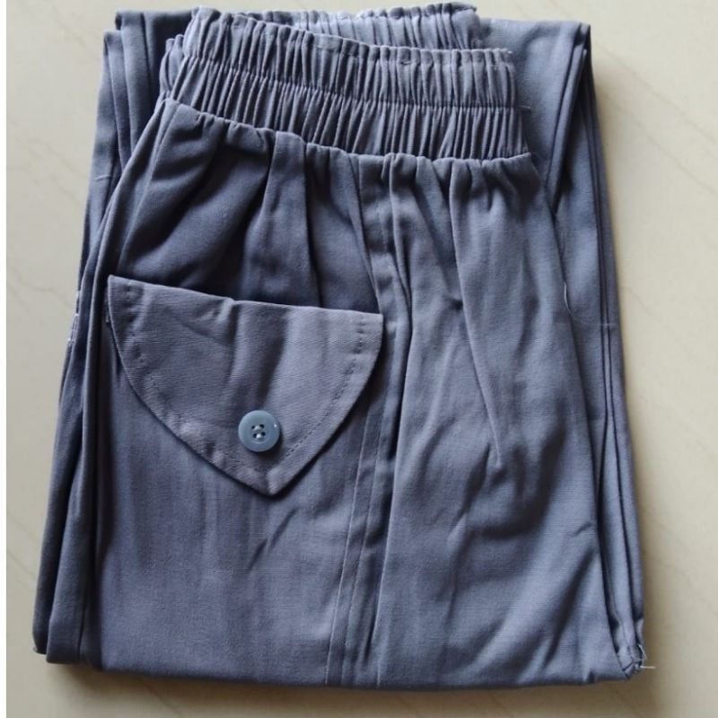 CELANA BEGGY 7/9,,CELANA KEKINIAN//CELANA BEGGY PANT//CELANA TWILL ORIGINAL