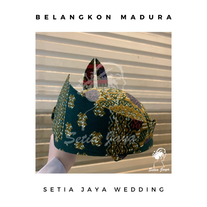 Belangkon Odeng/ Topi Adat Madura
