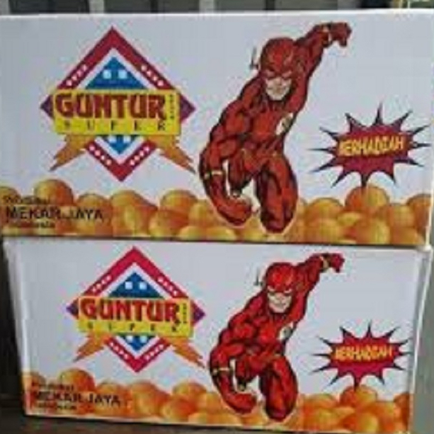 

Snack GUNTUR Berhadiah Uang Bila Beruntung / Jajanan GUNTUR Murah / Snack Berhadiah Uang / Ciki Berhadiah