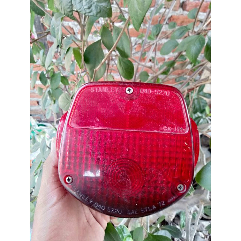 STOPLAMP BELAKANG KAWASAKI BINTER KH100 KH 100 MIKA LAMPU BELAKANG MIKA STOP BINTER MERZY KZ200 CDI 