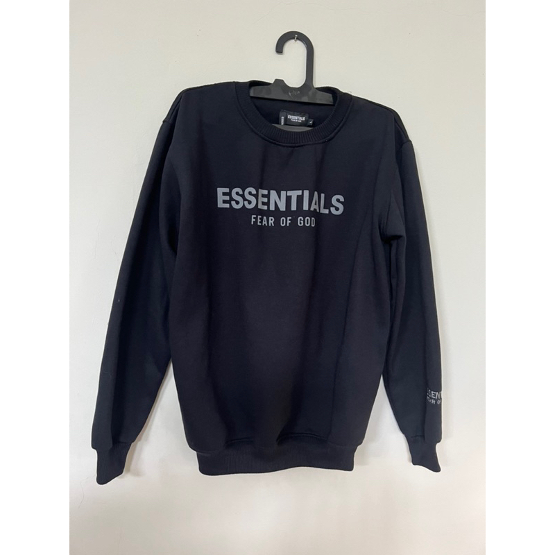 BNWT CREWNECK ESSENTIALS