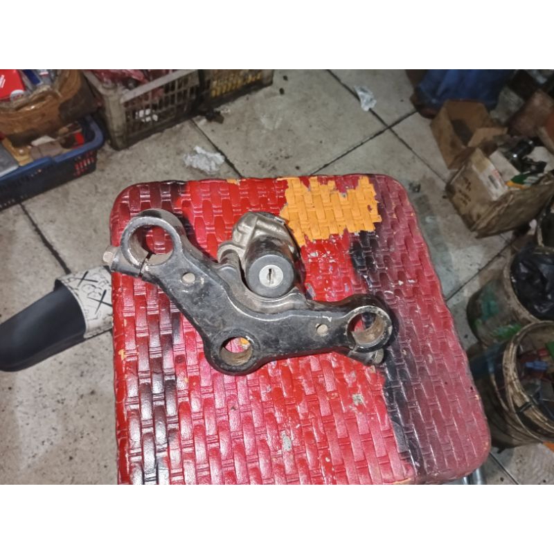 segitiga atas satria fu