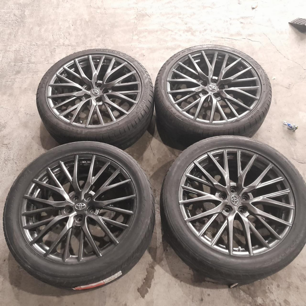 VELG BEKAS REP VELLFIRE R20X8 LUBANG 5 PCD 5X114 ET38