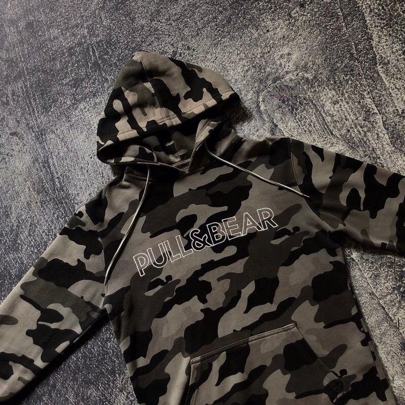 HOODIE PULL&BEAR CAMO GREY SIZE S FULL STORE