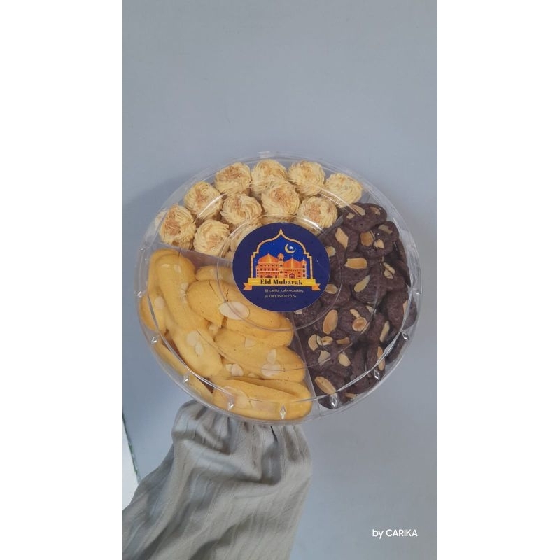 

kue kering 3 in 1 isi 2 jenis kuker