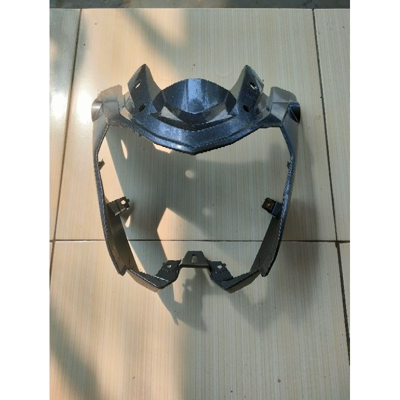 Cover batok headlamp lampu depan Yamaha Vixion new nvl original