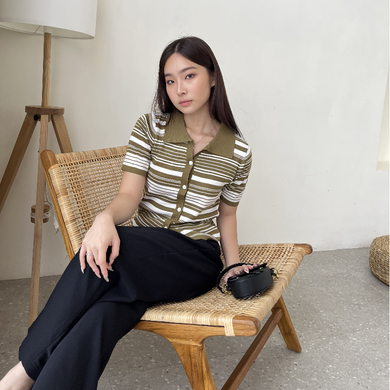 Mirei Stripes Knit Top / Atasan Rajut / Blouse Casual / Polo Top / Korean Style