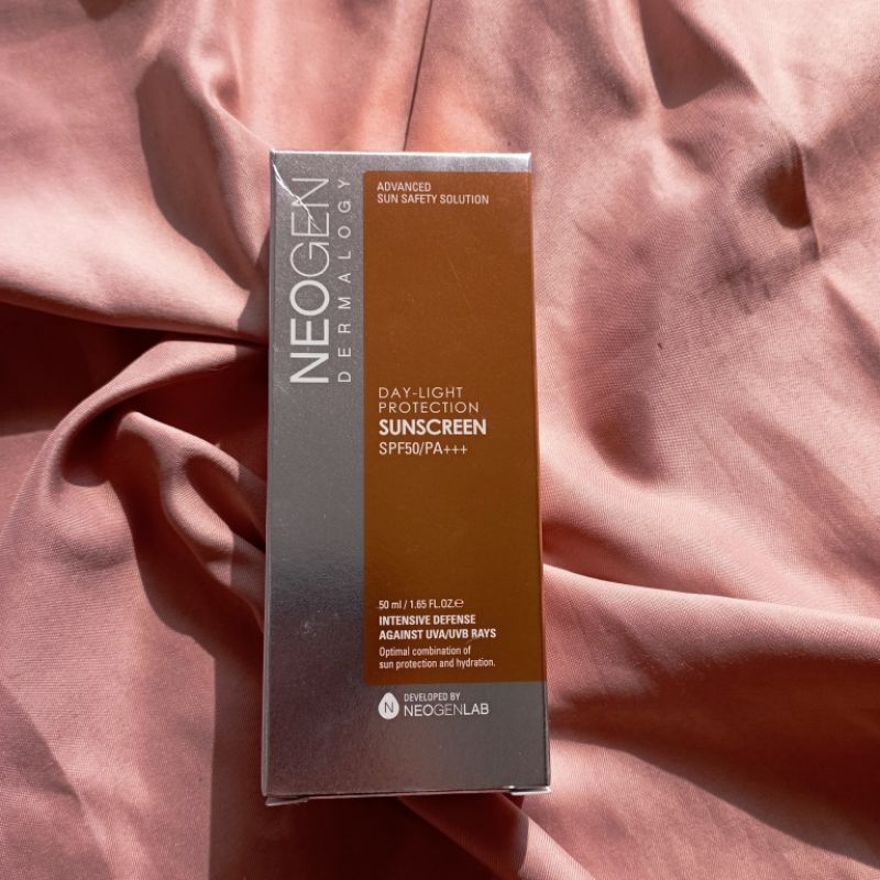 NEOGEN DAY-LIGHT PROTECTION SUNSCREEN