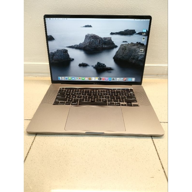 MacBook pro 16inch 2019 core i9  Ram 32/512