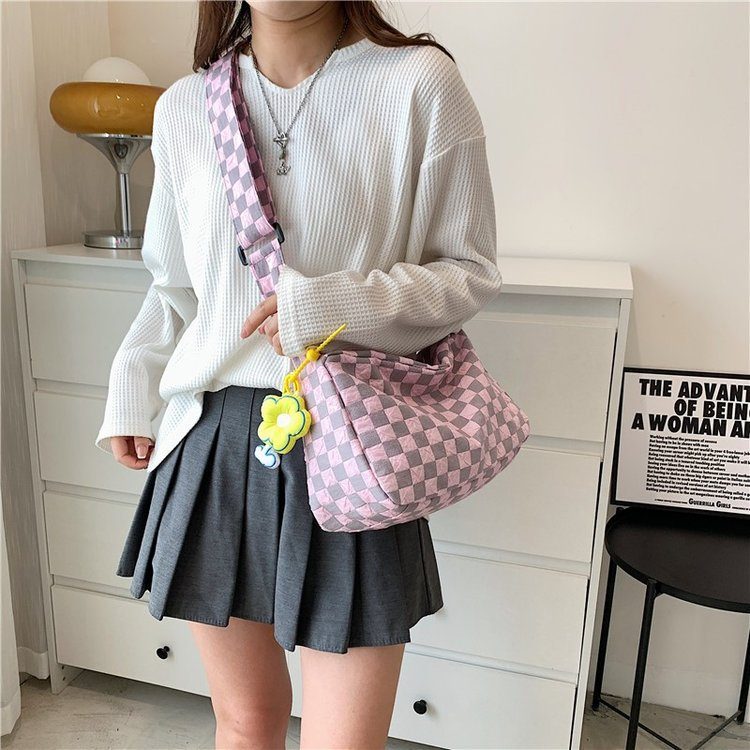 BREEZE Sling Shoulder Bag Tas Selempang Bahu Lucu Square Aesthetic Motif Kotak Kotak Catur Button Vintage Wanita Korean Style Chikoisme