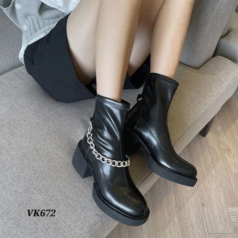 BLOCK HEELS BOOTS CHAIN VK672