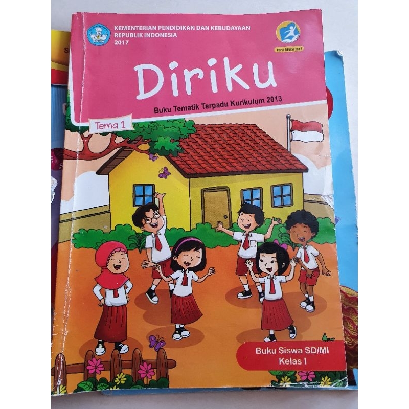 

buku tematik terpadu bekas kls 1/buku bekas mandarin kelas 1
