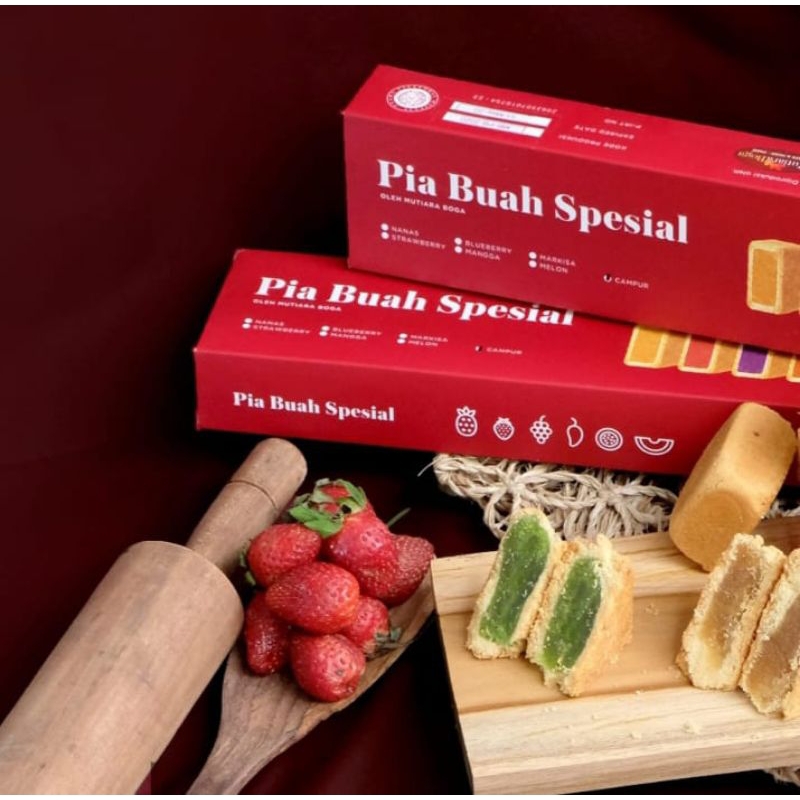 

Pia Buah Spesial