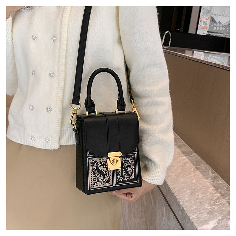 MV_Marvelouz MV602184 Tas SELEMPANG Mini Wanita SlingBag Fashion Kekinian terbaru 1kg bisa 3 tas supplier tas import LT2184