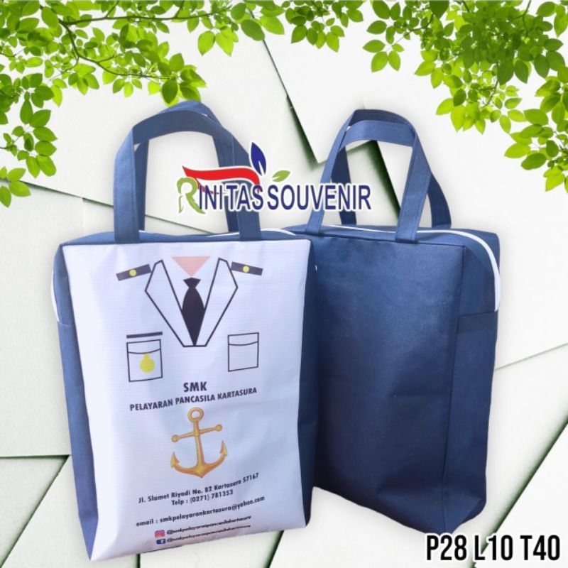 tas resleting belakang kain 28*10*40 desain custom
