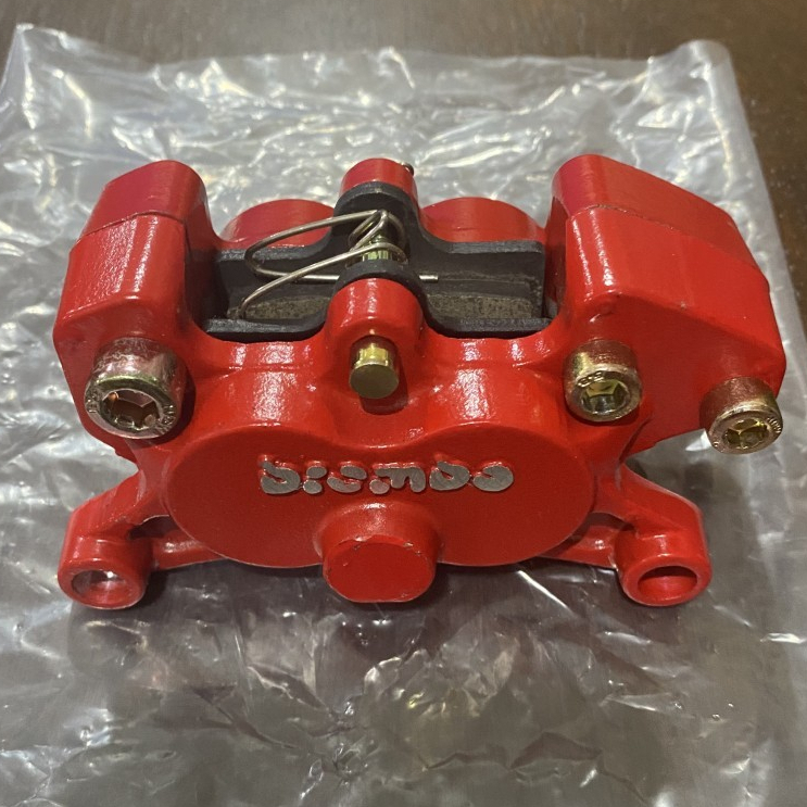 RED KALIPER MINI BREMBO 4 PISTON UNIVERSAL MOTOR PIRINGAN DISPAD DISK