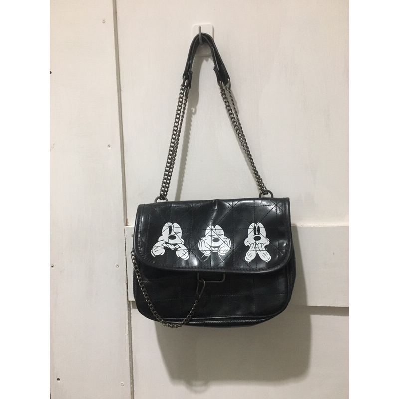 Zara bag / slingbag zara / zara x disney crossbody shoulder bag preloved black chain factory outlet 