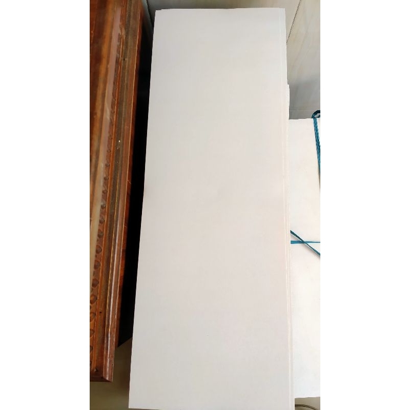 

karton duplex tebal 18,5 x 54 cm