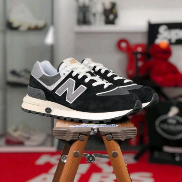 New Balance 574 Legacy &quot;Black Marblehead&quot;