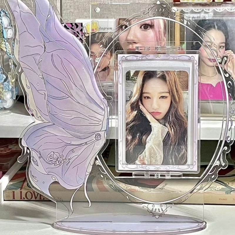 Bingkai Foto Kupu-kupu Ins Acrylic Butterfly Wing Photo Frame yang Dapat Diputar Bingkai Tampilan Desktop 3Inch Idol Photocard Koleksi Casing Pelindung